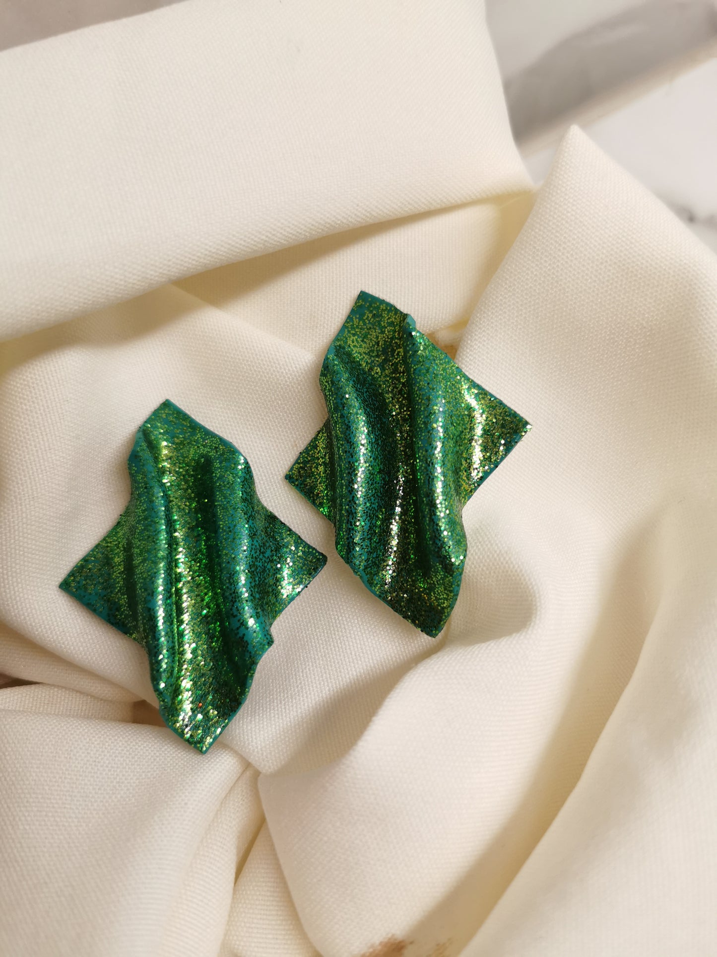 CRINKLE in GREEN GLITTER