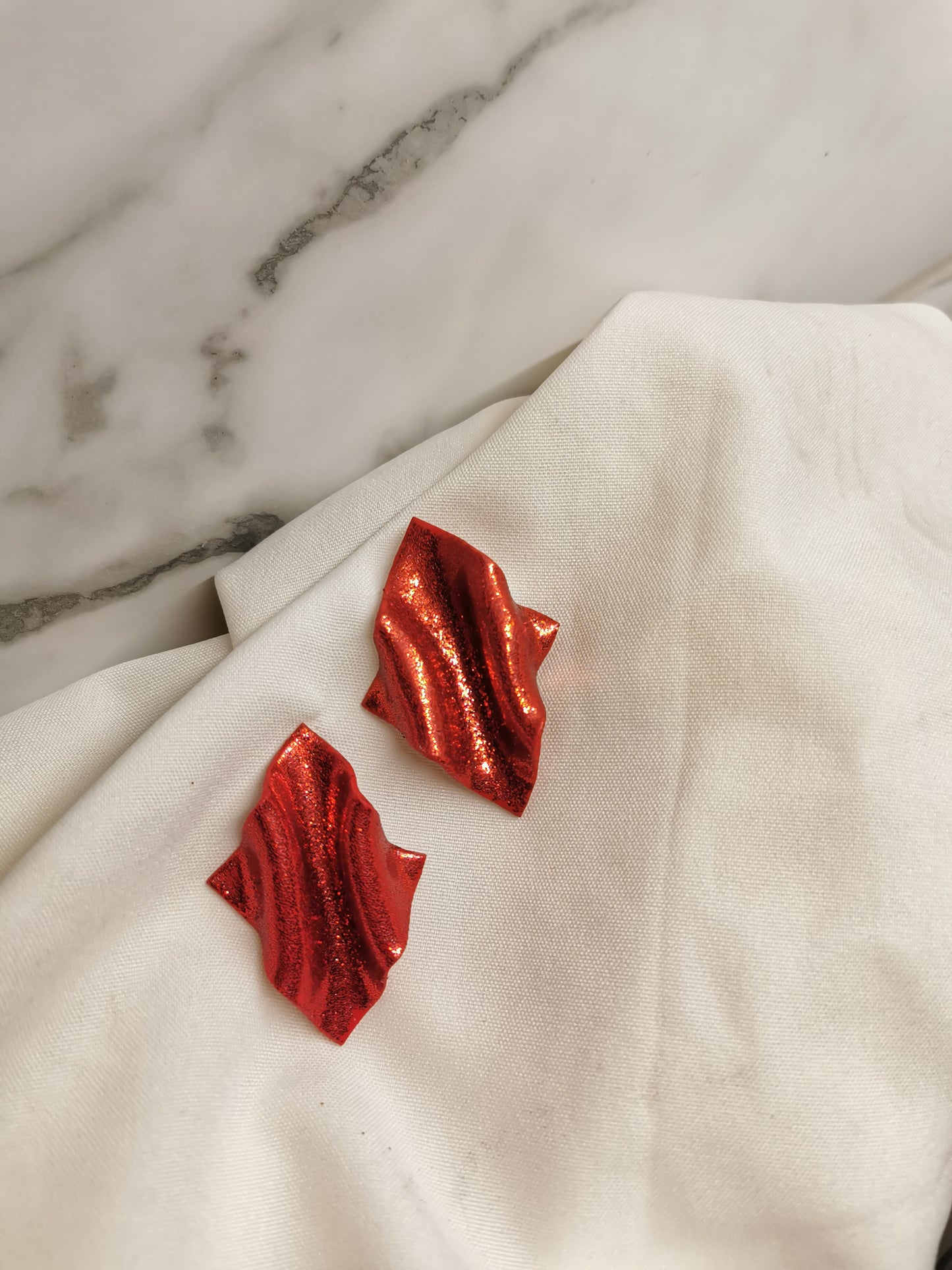 CRINKLE in RED GLITTER