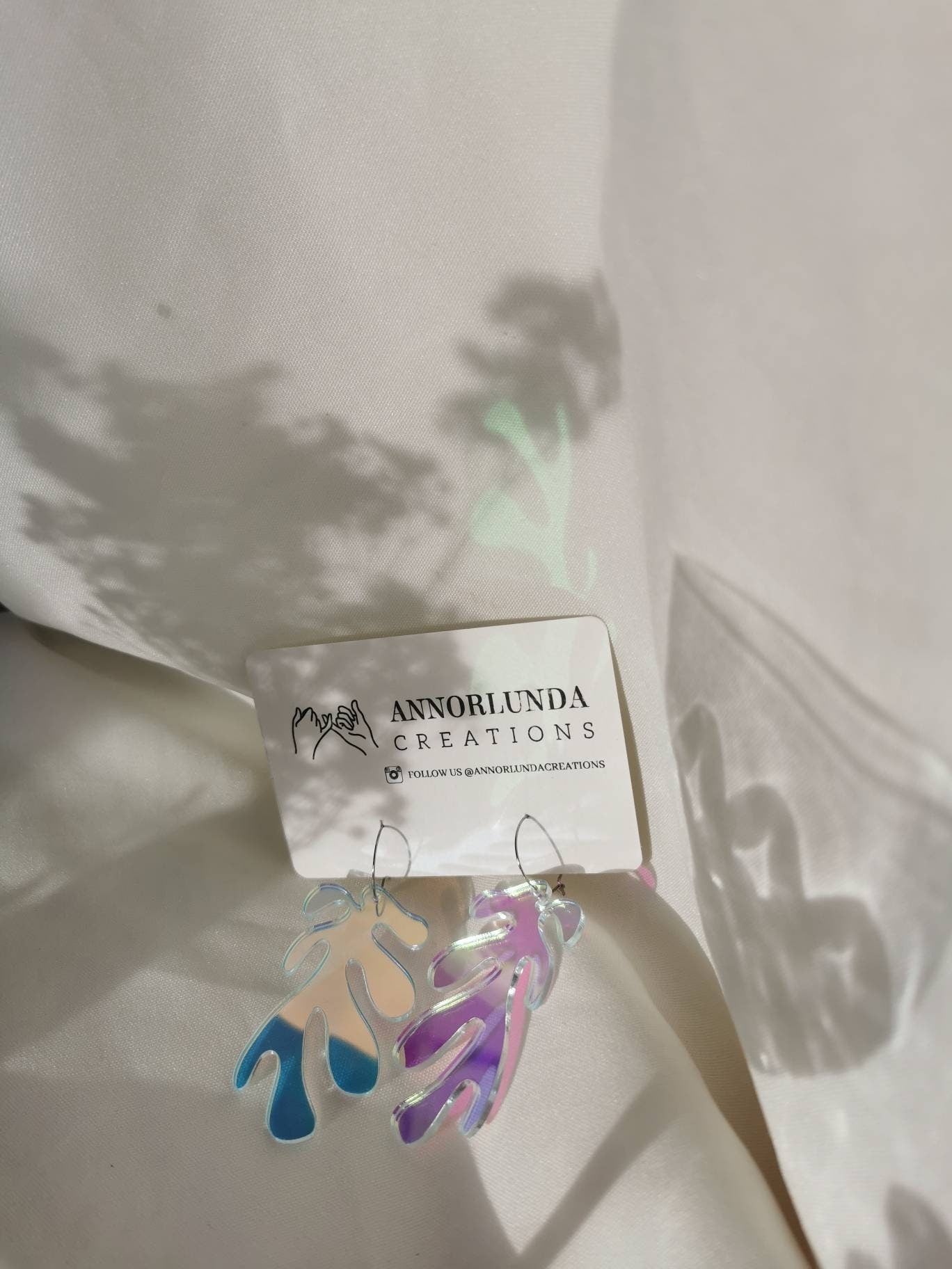 BILLIE in IRIDESCENT