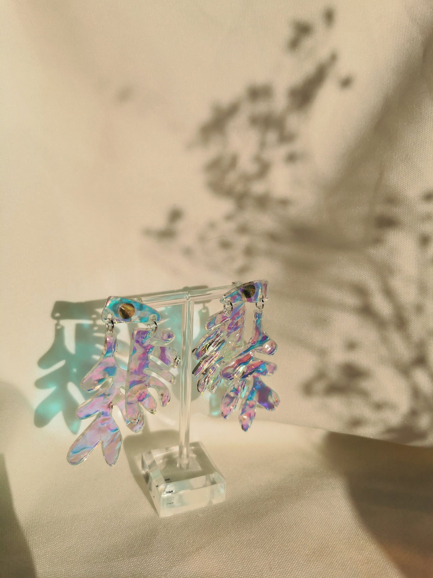 EDEN in TEXTURED IRIDESCENT