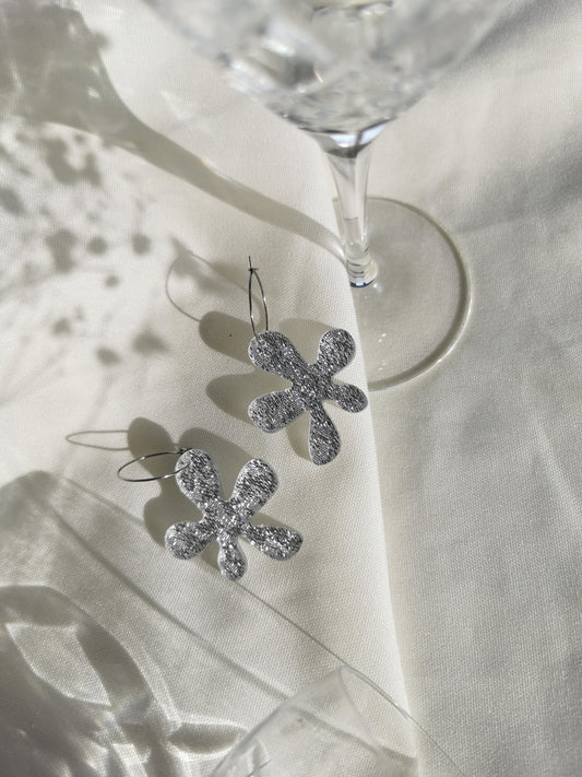SIGNE in SPARKLE SILVER